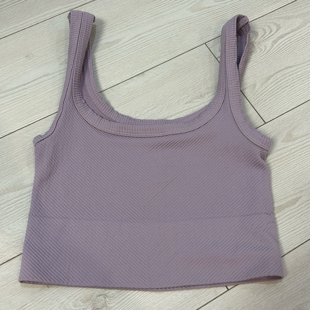light purple ribbed cropped tank